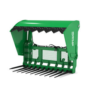 feeding silage cutter