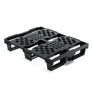 plastic pallet
