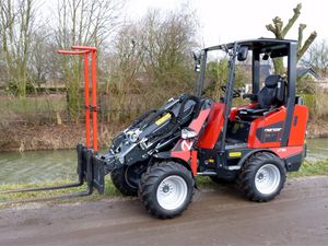 rubber-tired loader