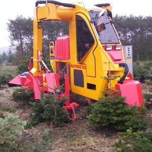 straddle tractor