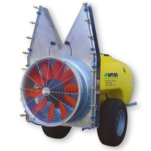 trailed agricultural atomizer