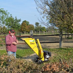 PTO-driven wood chipper