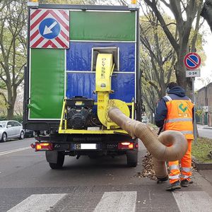 towed leaf vacuum