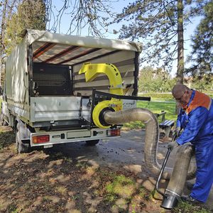 Industrial leaf vacuum deals mulcher