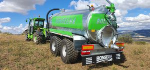 tandem axle slurry spreader