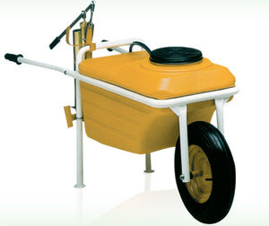 viticulture wheeled sprayer 1