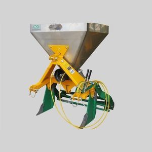 mounted fertilizer applicator 1