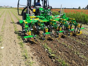 row crop cultivator