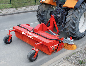 tractor-mounted sweeper / groundcare / rear attachement