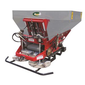 mounted fertilizer applicator 1