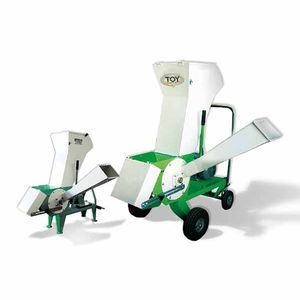 wheeled wood shredder