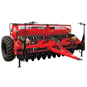 mechanical seed drill / trailed / with fertilizer applicator / no-till