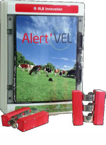 tail-mounted calving sensor