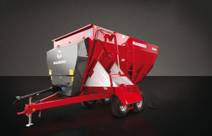 trailed feed mixer