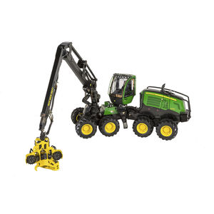 rubber-tired forestry harvester / with crane