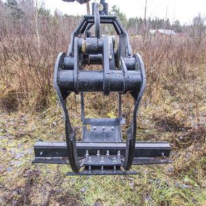 forestry log grapple