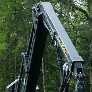 knuckle boom forestry crane