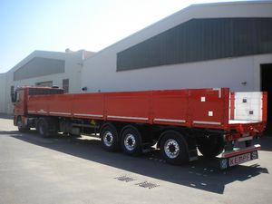 flatbed truck