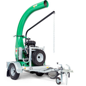 towed debris vacuum