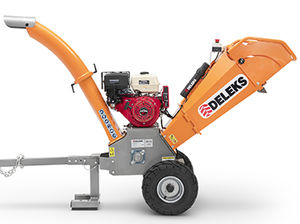 towed wood chipper