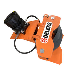 cutting grapple