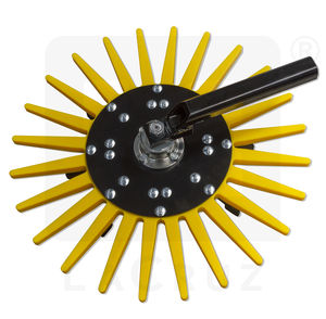 finger weeder
