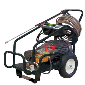 high pressure washer for livestock buildings