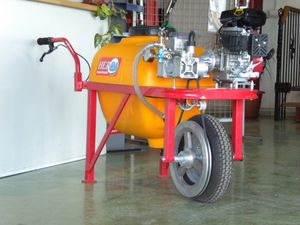 garden sprayer