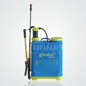 hand pump backpack sprayer 1