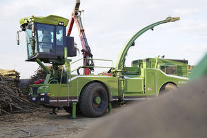 self-propelled wood chipper
