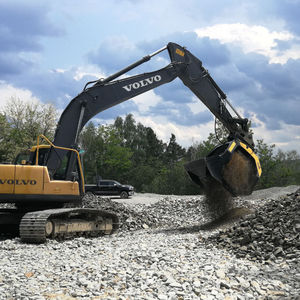 screening shovel bucket