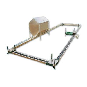 poultry feeding equipement