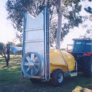 towed agricultural atomizer 1