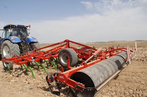 towed field cultivator