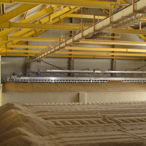 levelling conveyor