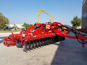 semi-mounted disc harrow