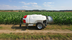 not specified wheeled sprayer