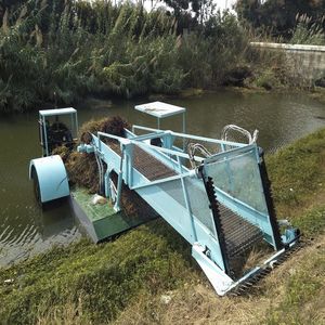 aquatic weed harvester