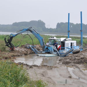 hydraulic dredger 1