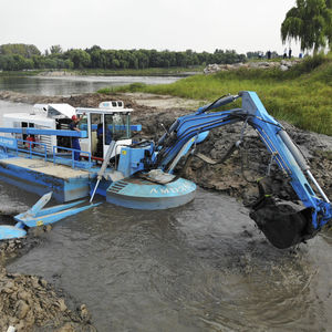 hydraulic dredger 1