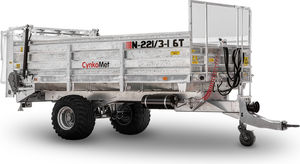 towed manure spreader