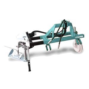 inter-row tool carrier arm