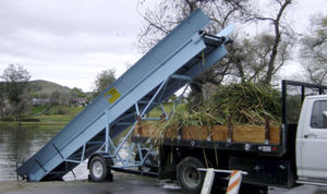 aquatic weed conveyor