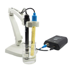 continuous monitoring pH meter