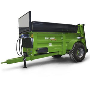 towed manure spreader