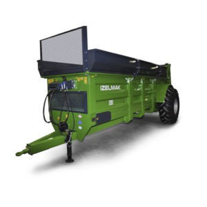towed manure spreader