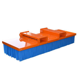 tractor-mounted broom