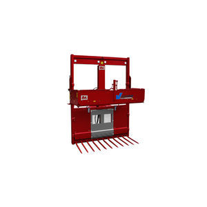 feeding silage cutter