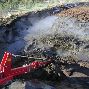 PTO-driven slurry mixer