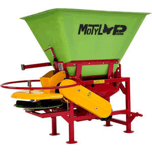 mounted fertilizer spreader